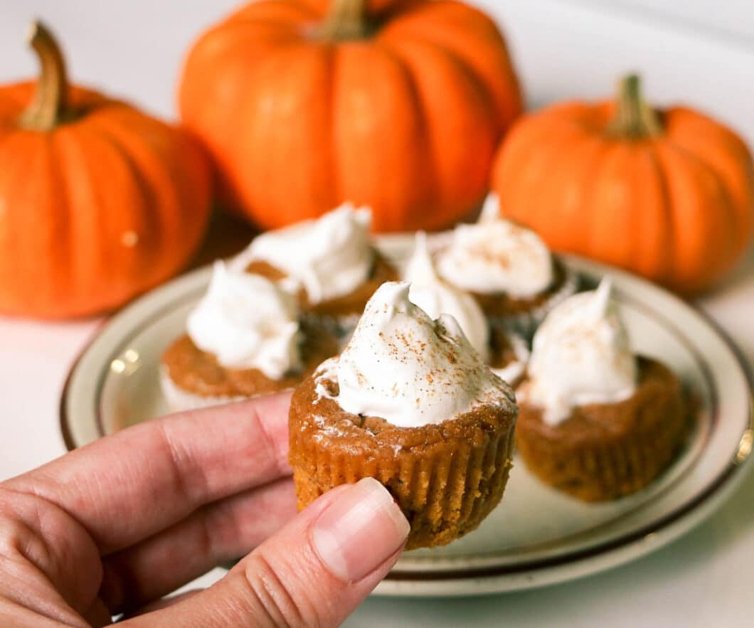 pumpkin pie cupcakes