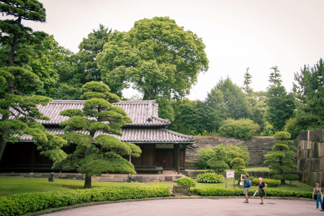 east garden guard house tokyo