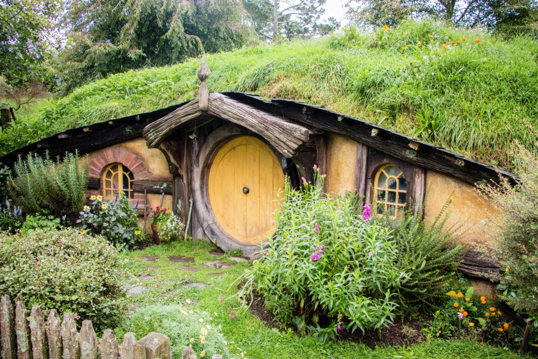 Hobbit Hole in New Zealand