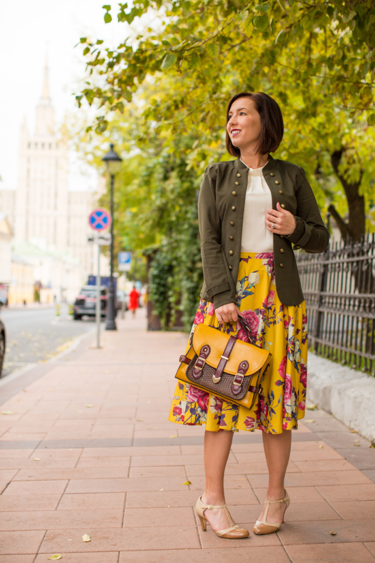 ModCloth Glam Believer Blazer Jacket in Olive