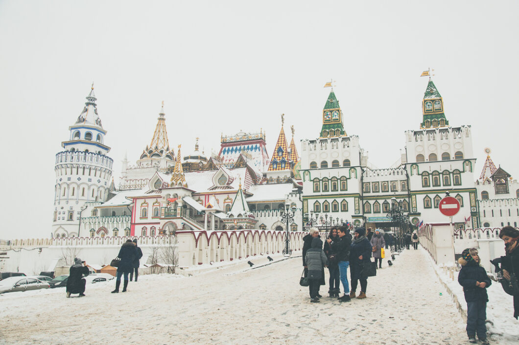 Izmailovsky Kremlin (Market) during winter.