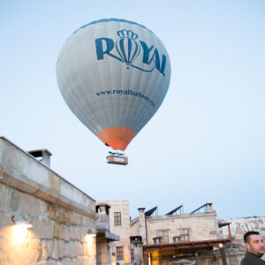 Behind the Scenes of My Hot Air Balloon Photos From Cappadocia, Turkey