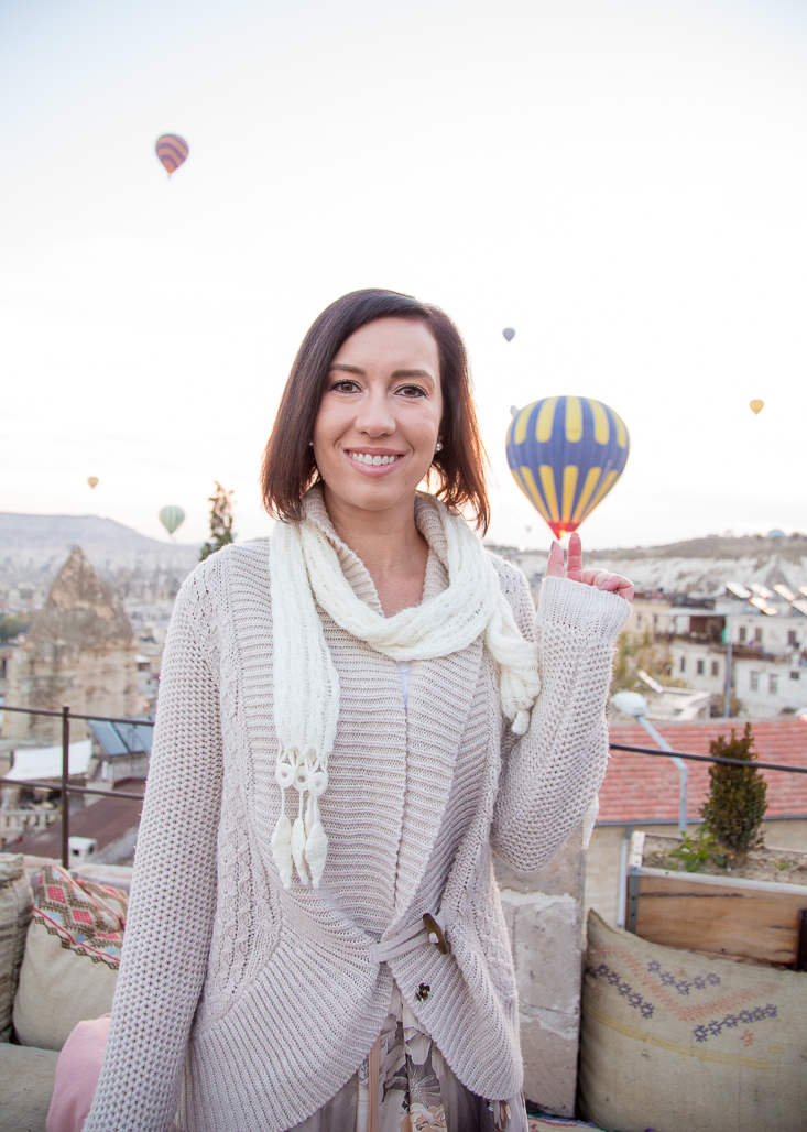 Behind the Scenes of My Hot Air Balloon Photos From Cappadocia, Turkey