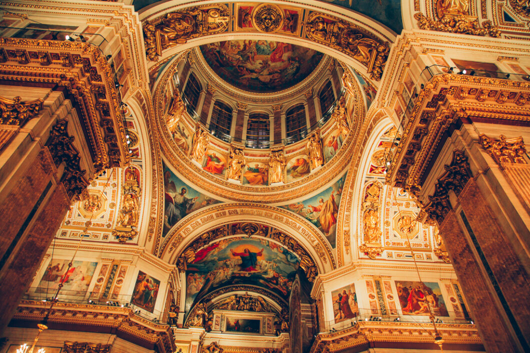 The Top 5 Cathedrals Worth Seeing in St. Petersburg, Russia