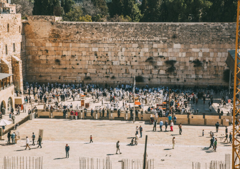 Why You Should NOT Book a “Jerusalem, Dead Sea, Bethlehem, & More Group Tour” From Tel Aviv, Israel