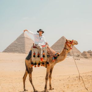 Visiting the Pyramids of Giza – 10 Tips to Know Before You Go