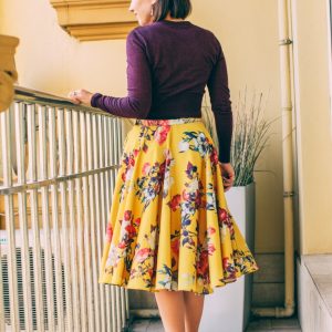 How to Style a Floral Midi Skirt - 7 Outfit Ideas for Summer & Fall