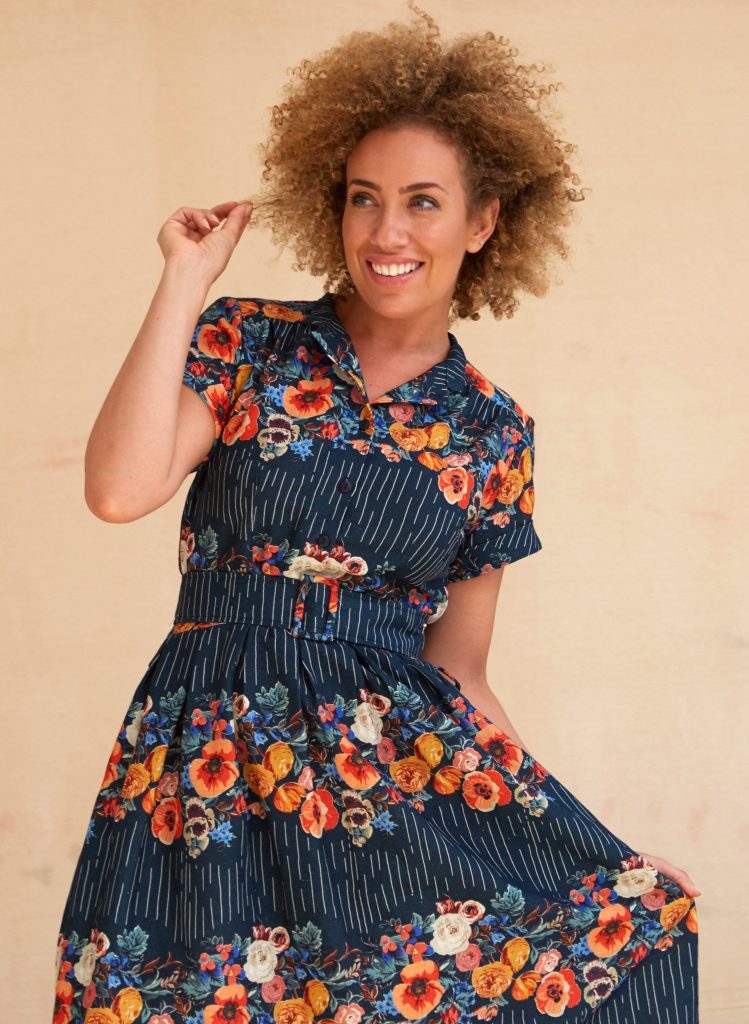 LOUISE - NAVY FLORAL GARLAND DRESS | COTTON LINEN BLEND