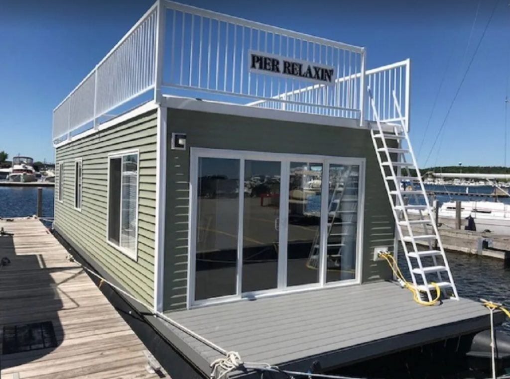 Door County Houseboat - Sturgeon Bay, Wisconsin