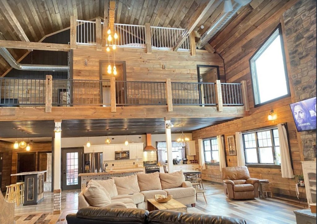 Barn House that Sleeps 12 has a Beach Room + Slide! - Merrimac, Wisconsin