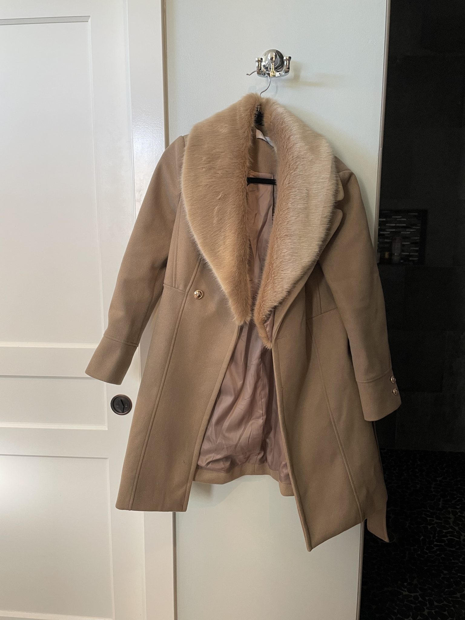 Faux Fur Collar Belted Flare Coat in Taupe from Chicwish.