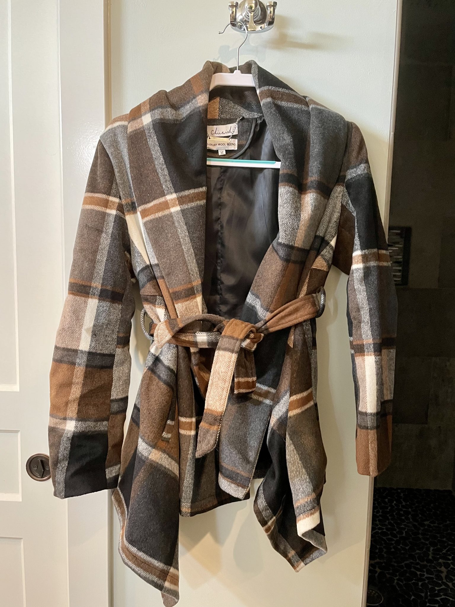 Prairie Check Rabato Coat by Chicwish.