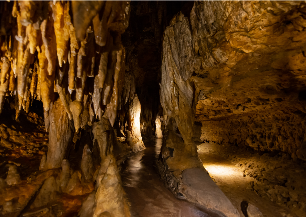 Caves in Wisconsin 