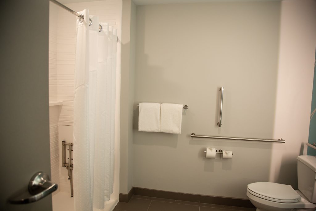 avid Hotels Handicap Accessible Queen Room