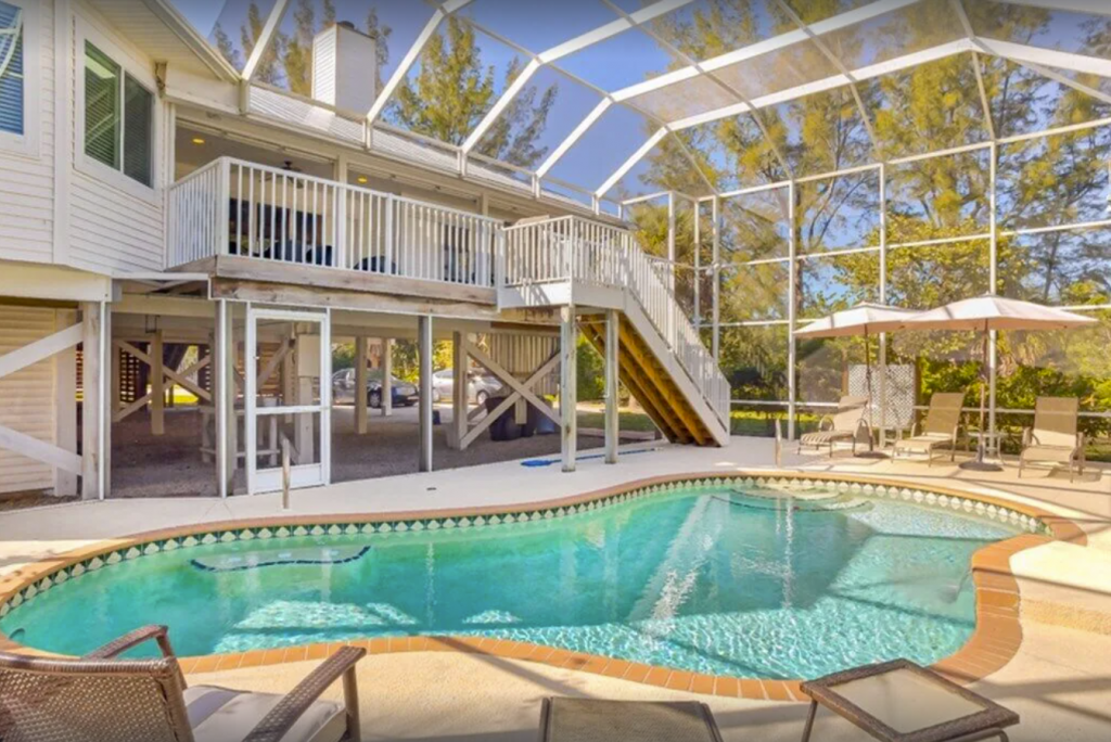 edroom Pool Home Near Wildlife Preserve