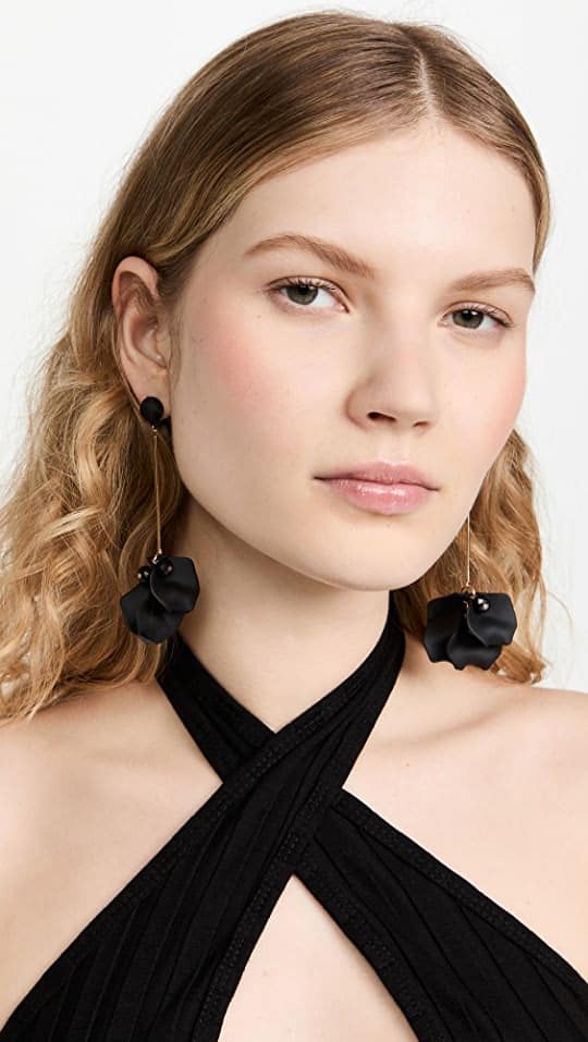 SHASHI
Petunia Earrings  