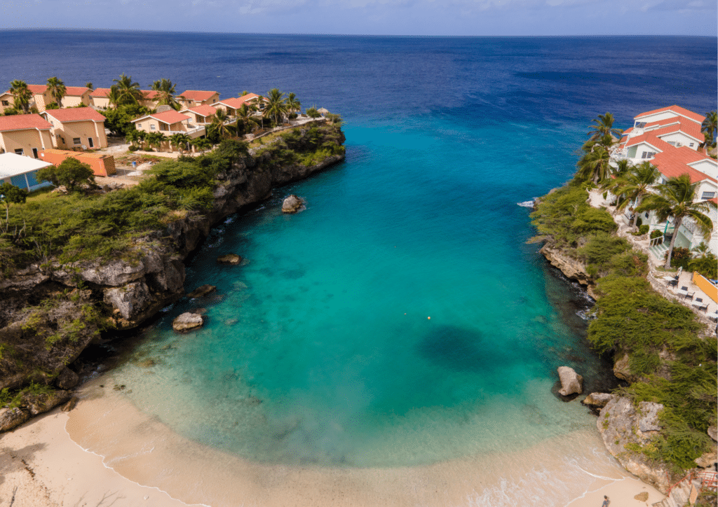 Overheat shot of Playa Lagun in Curaçao.