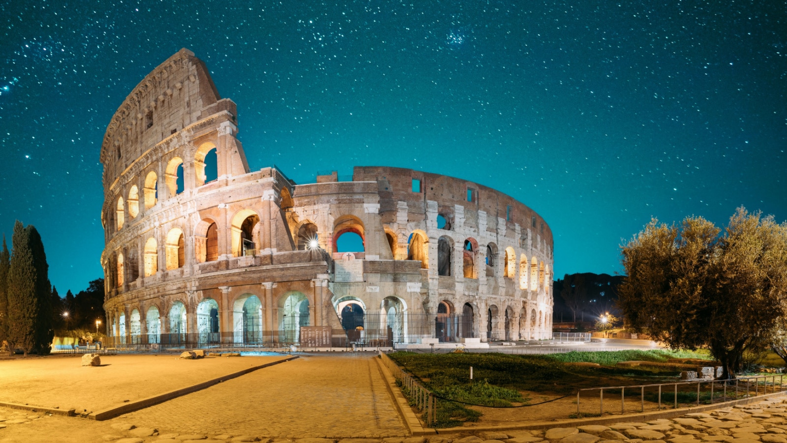 Coliseum at night 