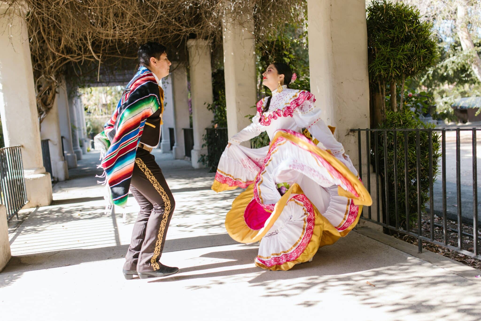 Traditional Cinco de Mayo Outfits // Photo by RODNAE