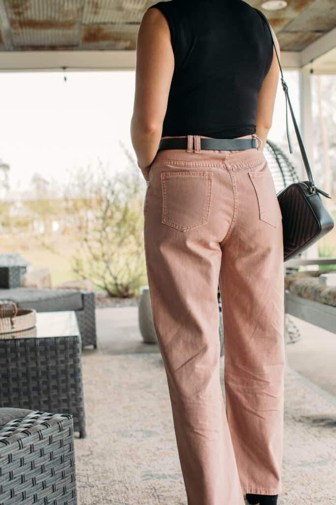 Distressed straight-leg belted jeans in pink from Chicwish.