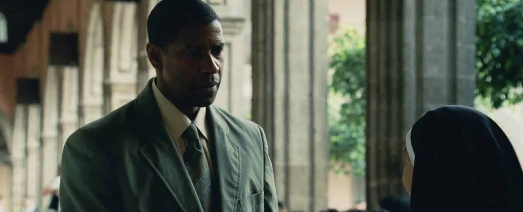 Denzel Washington and Angelina Peláez in Man on Fire (2004)