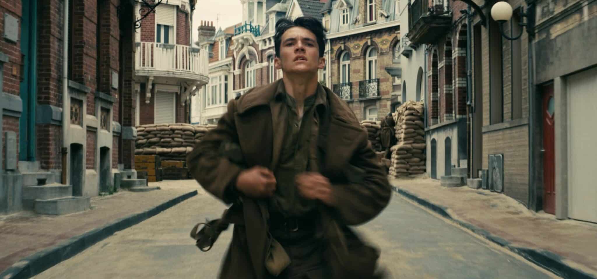 Fionn Whitehead in Dunkirk (2017)