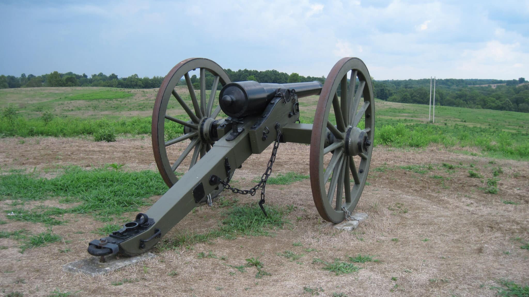 Civil war battlefield cannon on grounds of Perryville Battlefield State Historic Site, Kentucky