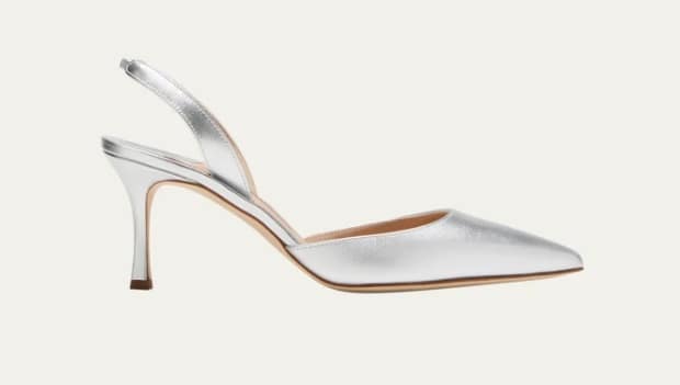 MANOLO BLAHNIK
Carolyne Metallic Leather Mid-Heel Slingback Pumps