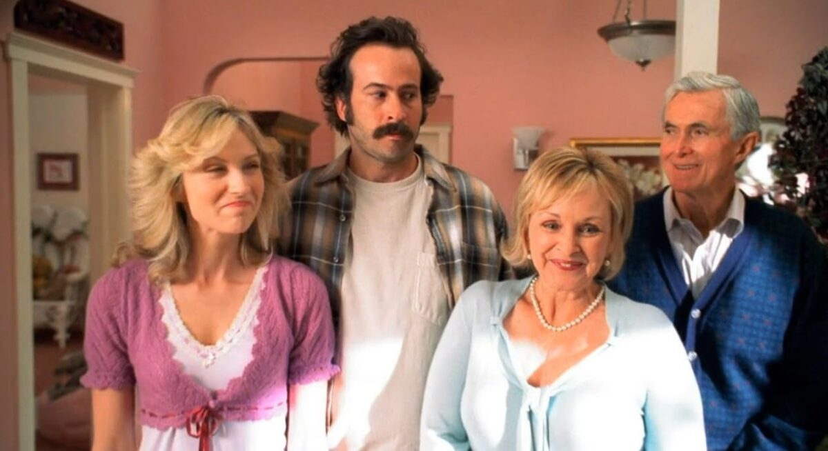 Jason Lee, Beth Riesgraf, and Darcy Shean in My Name Is Earl (2005)