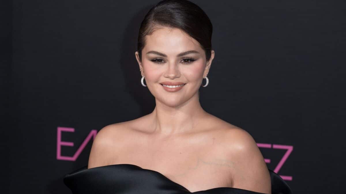 LOS ANGELES, CA. October 21, 2024: Selena Gomez at the premiere for Emilia Perez at the Egyptian Theatre.